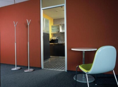 Zentiva a.s., Business Centrum r. 2004