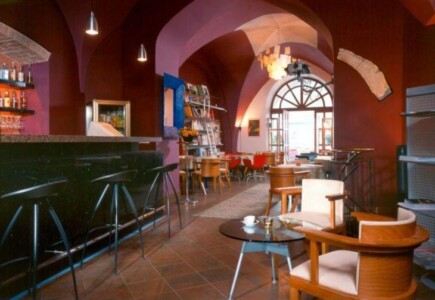 Design Salon Club r. 1999